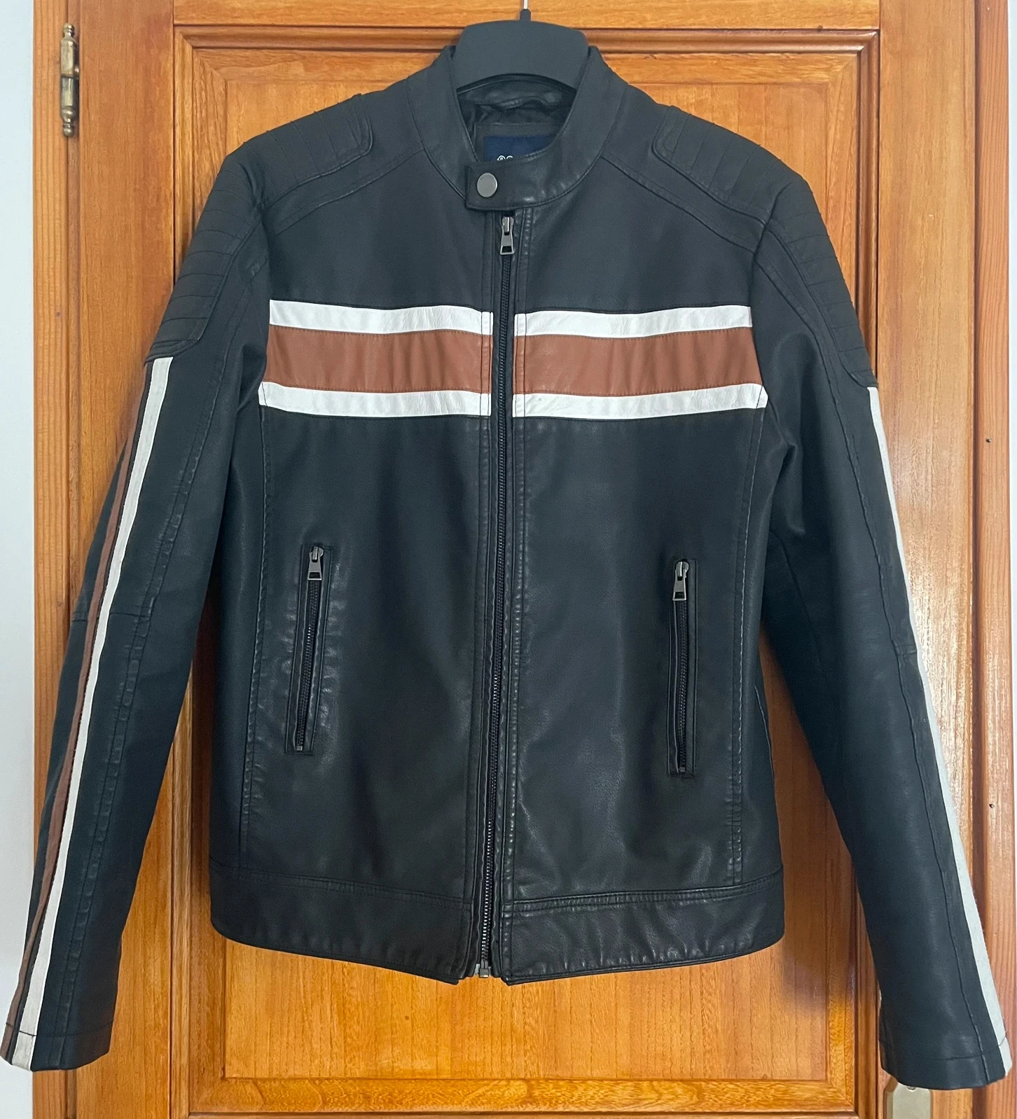 Veste en cuir style motard
